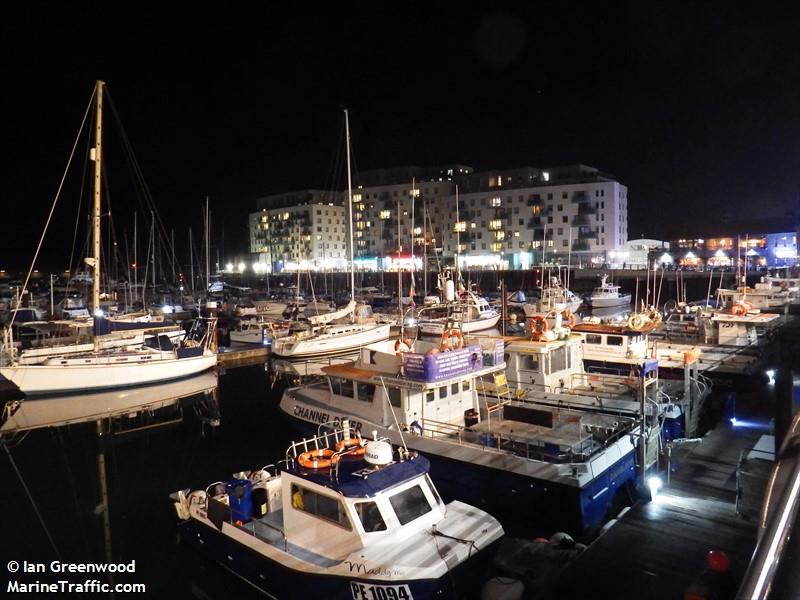 Port Of Brighton Marina Unlocode2 Details Departures Expected Arrivals And Port Calls Ais Marine Traffic