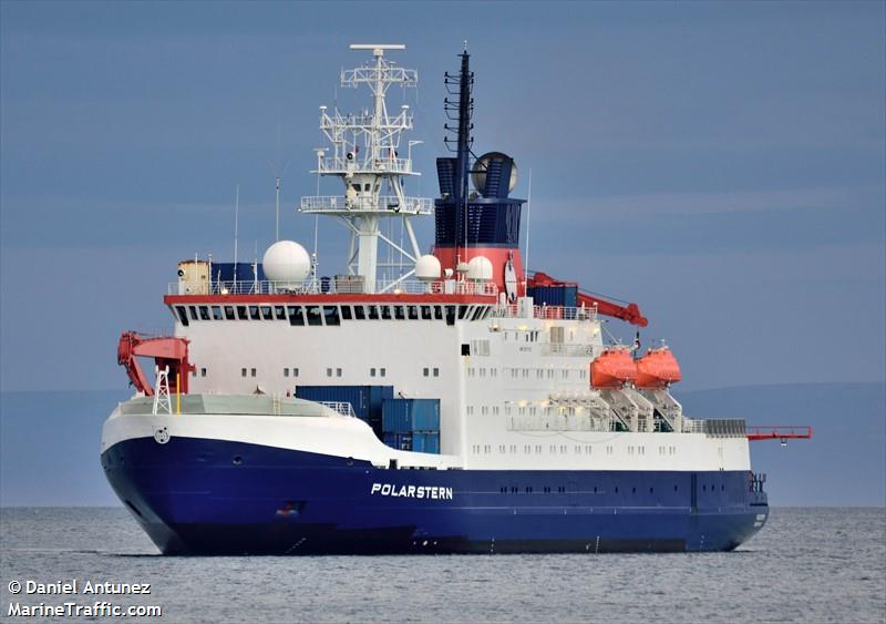 Исследование судна. Поларштерн ледокол. Корабль Поларштерн. Судно Polarstern. MMSI судна это.