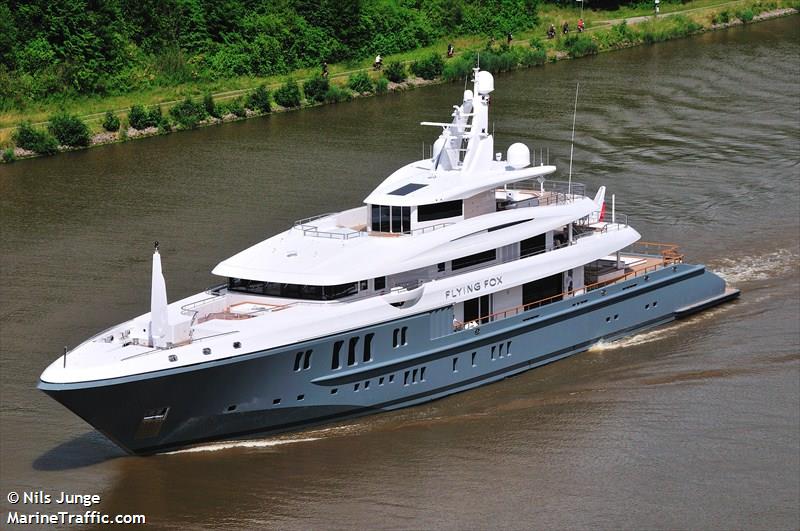 dytan yacht seattle