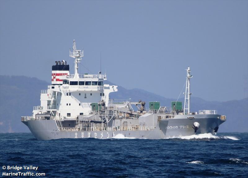 Vessel details for: PACIFIC BREEZE (Cement Carrier) - IMO 9570682, MMSI ...