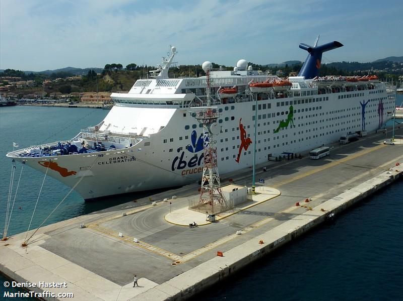corfu cruise port webcam