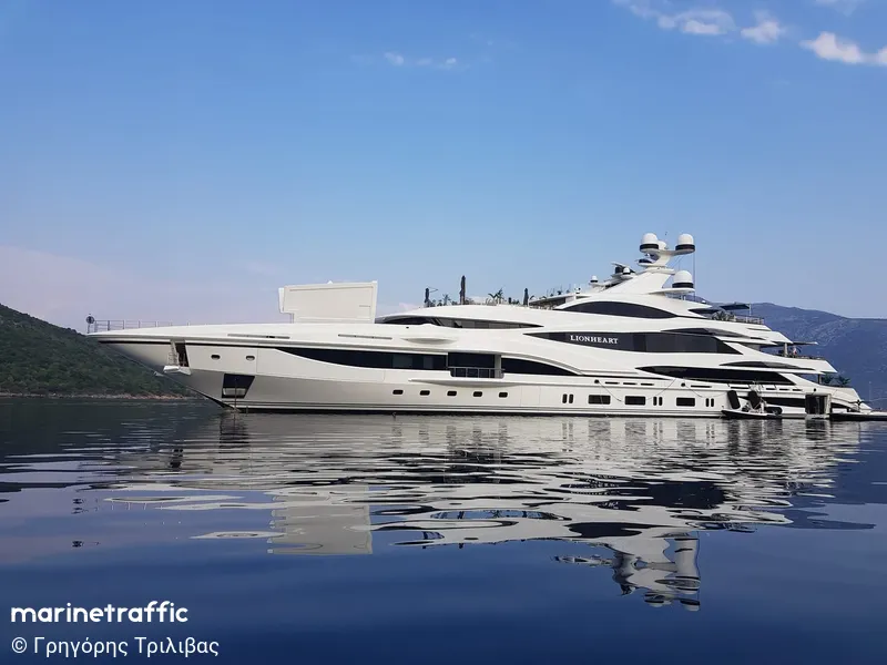 lionheart yacht marine traffic